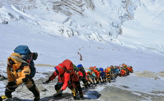 „Scanpix“/AP nuotr./Spūstys ant Everesto