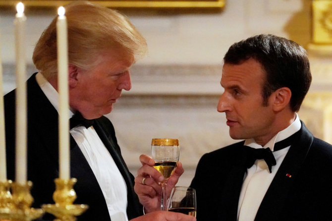 „Reuters“/„Scanpix“ nuotr./Donaldas Trumpas ir Emmanuelis Macronas