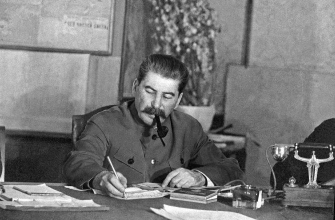 Wikipedia.org nuotr./Josifas Stalinas (1935 m.)