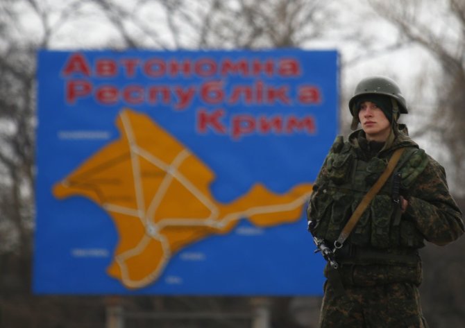 „Reuters“/„Scanpix“ nuotr./Rusų karys Kryme