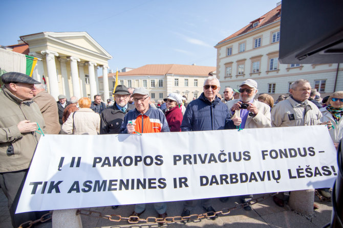 Luko Balandžio / 15min nuotr./Pensininai proteste atspėjo konkrečius Vyriausybės planus