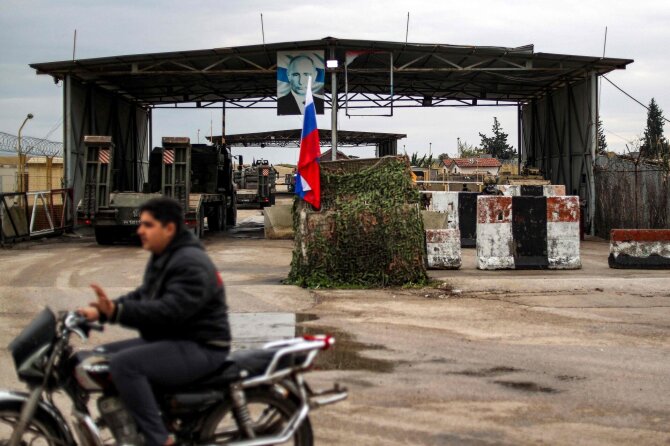Hmeimimo bazė / AAREF WATAD / AFP