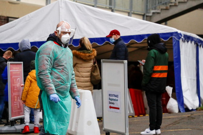„Reuters“/„Scanpix“ nuotr./Kova su koronavirusu Čekijoje