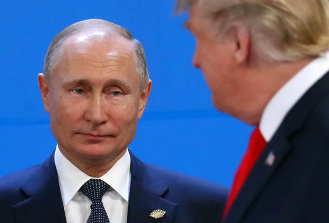 „Reuters“/„Scanpix“ nuotr./Donaldas Trumpas ir Vladimiras Putinas