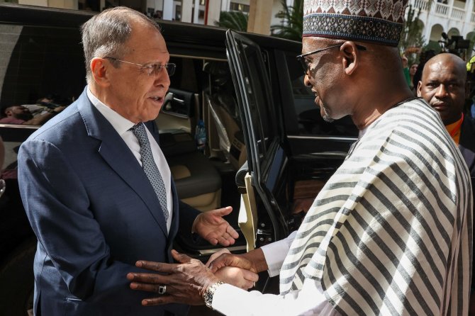 „AFP“/„Scanpix“/S.Lavrovas susitiko su Malio užsienio reikalų ministru Abdoulaye Diopu