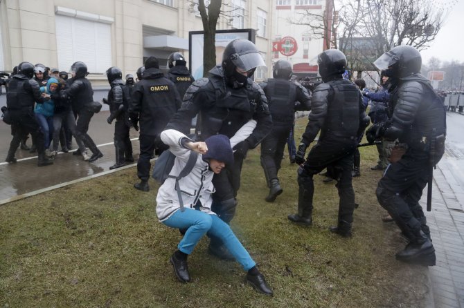 „Scanpix“/AP nuotr./Protestas Baltarusijoje