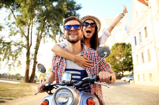 „Tez Tour“ nuotr. /Po Bulgariją populiaru pakeliauti išsinuomotu motoroleriu ar motociklu. 