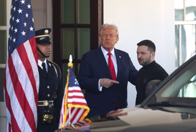 AFP/„Scanpix“ nuotr./Donaldas Trumpas ir Volodymyras Zelenskis