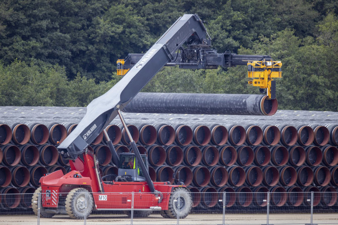 „Scanpix“/AP nuotr./„Nord Stream 2“ vamzdžiai Mukrano uoste