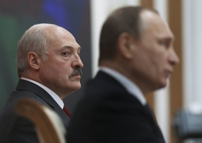 „Scanpix“/AP nuotr./Vladimiras Putinas ir Aliaksandras Lukašenka
