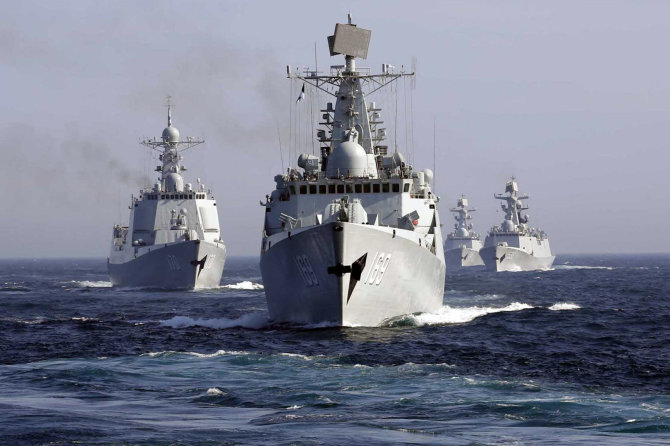 „Scanpix“/AP nuotr./Kinijos karo laivai