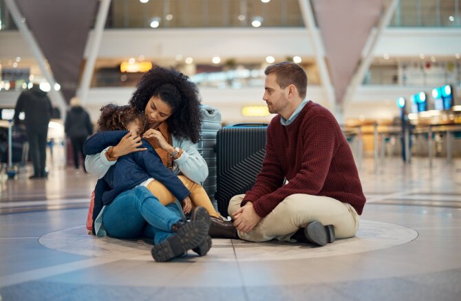 Shutterstock nuotr./Šeima oro uoste