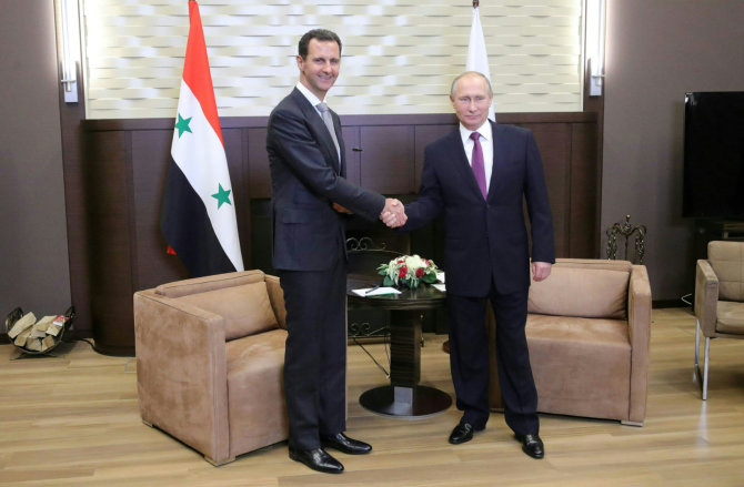 AFP/„Scanpix“ nuotr./Vladimiras Putinas ir Basharas al Assadas Sočyje