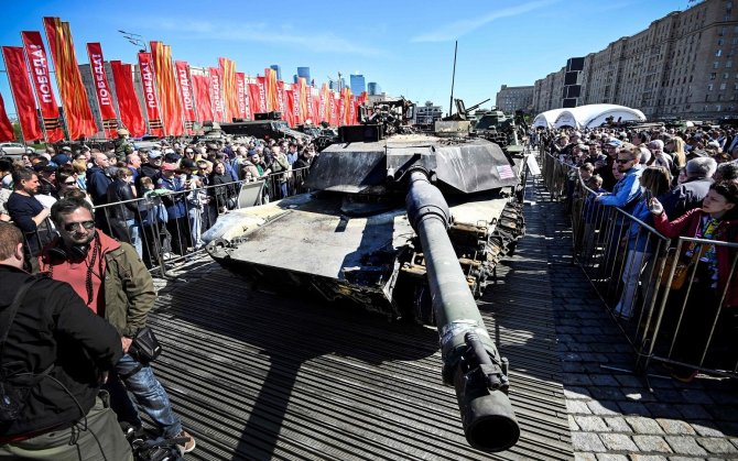 AFP/„Scanpix“ nuotr./JAV tankas „Abrams“ tapo Rusijos karo trofėju
