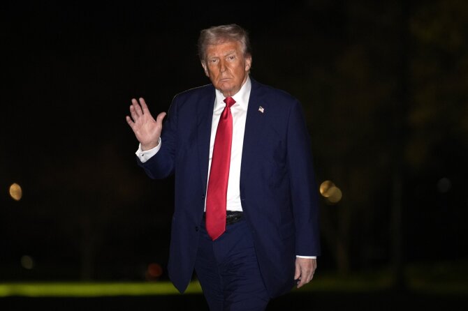 Donaldas Trumpas / Yuri Gripas - Pool via CNP / picture alliance / Consolidated News Photos