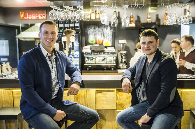 Viganto Ovadnevo/„Žmonės“ nuotr./Jevgenijus Šuklinas ir Ivanas Chomenko