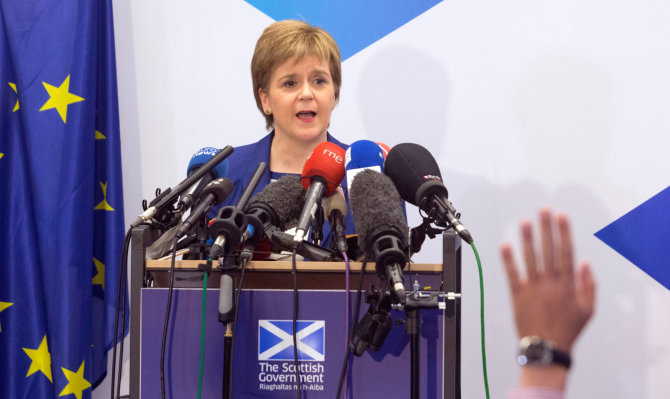 „Reuters“/„Scanpix“ nuotr./Pirmoji Škotijos ministrė Nicola Sturgeon