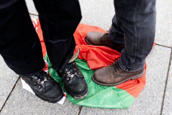 Lukas Balandis / BNS nuotr./Lietuvoje gyvenančių baltarusių protesto akcija „Lukašenką – į smulkintuvą“