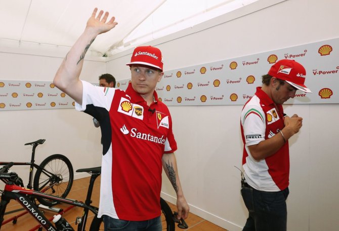 „Reuters“/„Scanpix“ nuotr./Kimi Raikkonenas ir Fernando Alonso