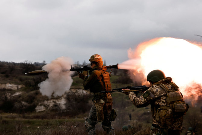 „Reuters“/„Scanpix“/Ukrainos kariai prie Bachmuto