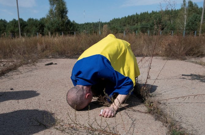 Ukrainietis karo belaisvis reaguoja po mainų / Vladyslav Musiienko / REUTERS