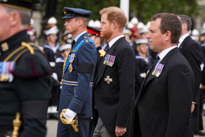 „Reuters“/„Scanpix“ nuotr./Princai Williamas ir Harry