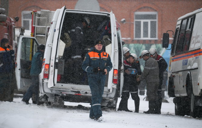 „Scanpix“/AP nuotr./Sibiro kasykloje įvykus incidentui žuvo 11 žmonių