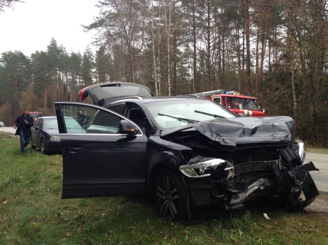 15min.lt nuotr./„Audi Q7“ po avarijos