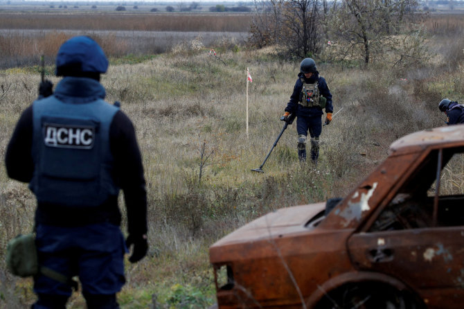 „Reuters“/„Scanpix“/Ukrainos išminuotojas