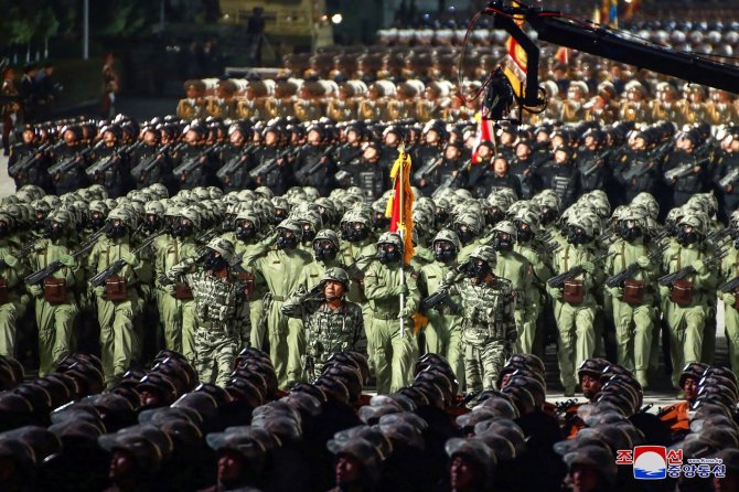 AFP/„Scanpix“ nuotr./Šiaurės Korėjos kariai