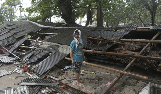 „Scanpix“/AP nuotr./Indonezijai smogė pražūtingas cunamis