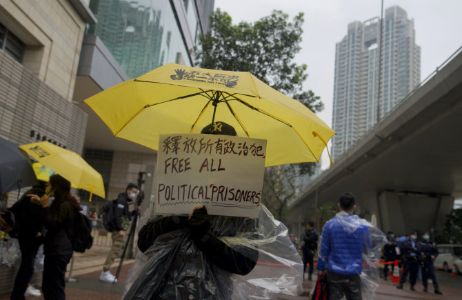 „Scanpix“/AP nuotr./Protestuotojas Honkonge