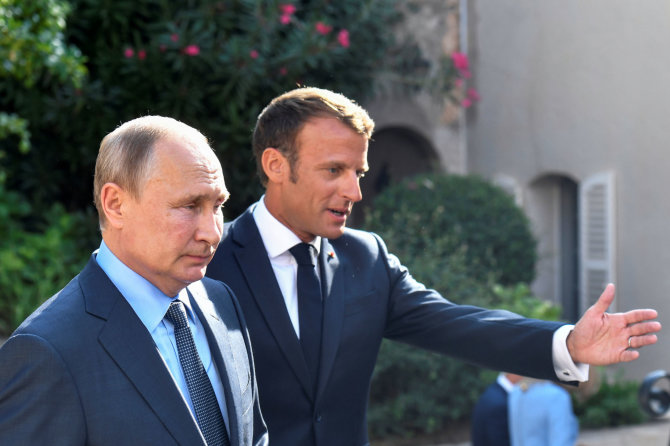 „Reuters“/„Scanpix“ nuotr./Vladimiras Putinas,Emmanuelis Macronas