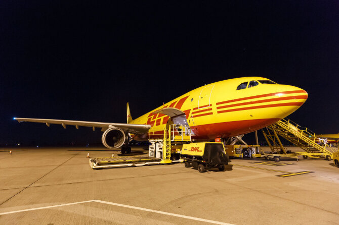 DHL logistikos centro Birmingeme vaizdai