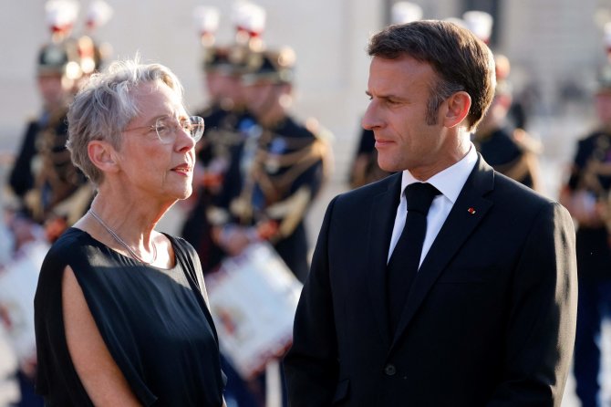 AFP/„Scanpix“ nuotr./Elisabeth Borne ir Emmanuelis Macronas