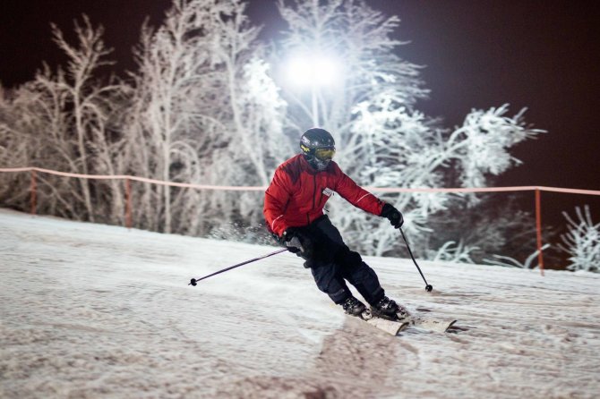 Irmanto Gelūno / 15min nuotr./Liepkalnyje atidarytas slidinėjimo sezonas