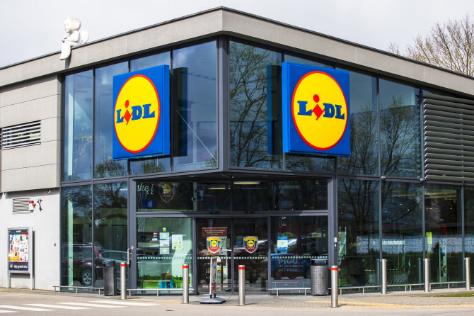 LIDL nuotr./Naujiems „Lidl Lietuva“ darbuotojams – tvaresniais produktais papildytas pasveikinimo dovanų rinkinys