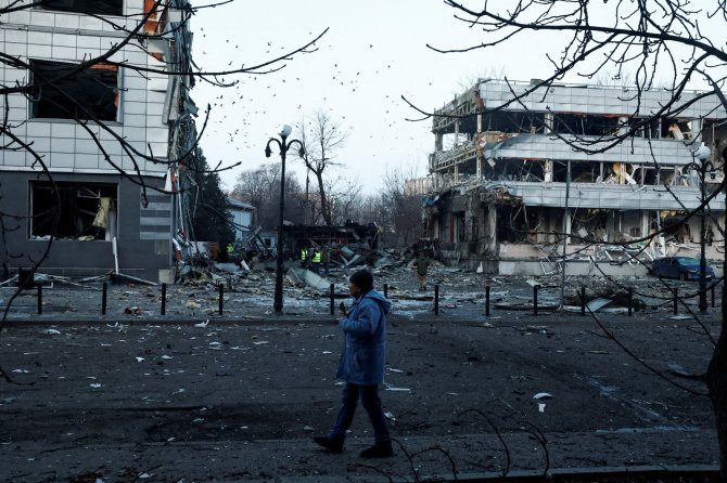 Karas Ukrainoje / Thomas Peter / REUTERS