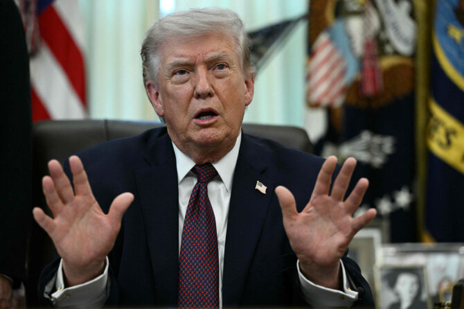 Donaldas Trumpas / BRENDAN SMIALOWSKI / AFP