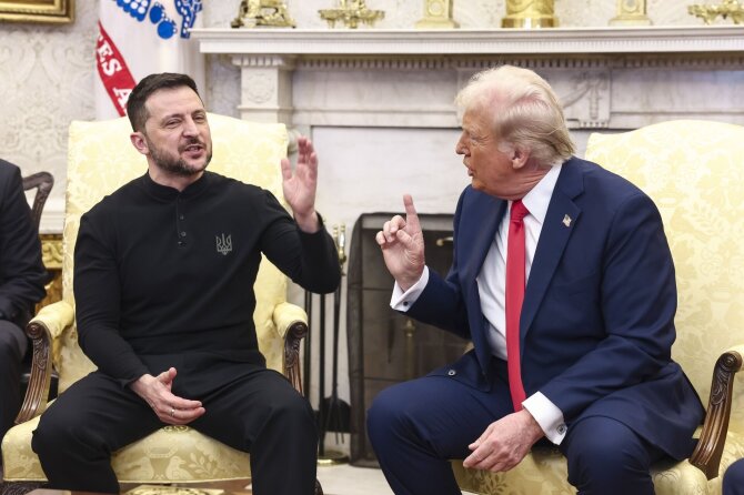 Volodymyras Zelenskis, Donaldas Trumpas / Pool via CNP / ZUMAPRESS.com