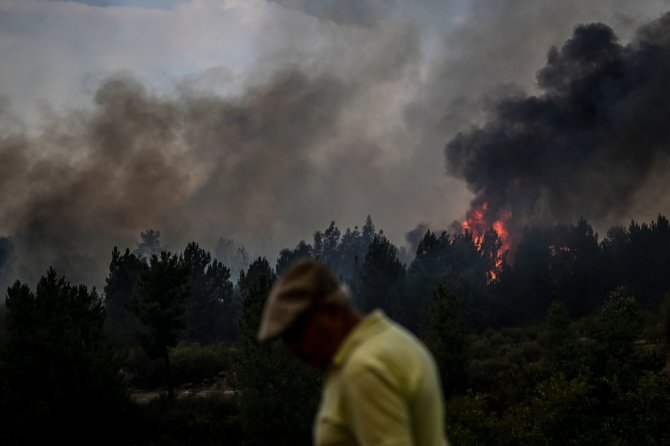 AFP/„Scanpix“ nuotr./Gaisrai Portugalijoje