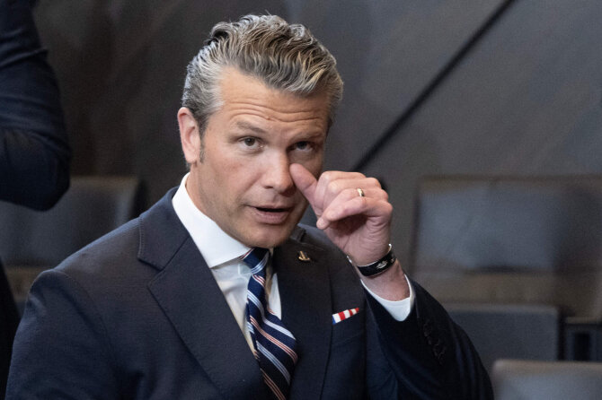 Pete'as Hegsethas / JOHN THYS / AFP