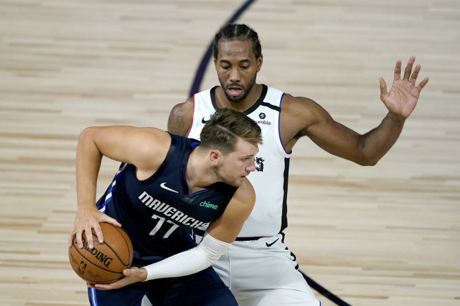 „Scanpix“ nuotr./Pirmajame atkrintamųjų etape „Mavericks“ žais prieš „Clippers“