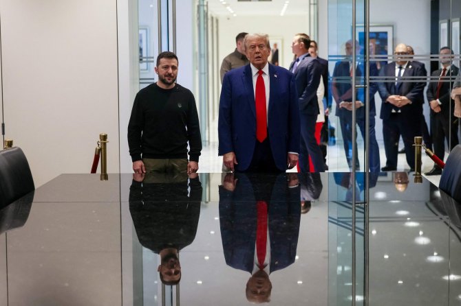 AFP/Scanpix photo/Volodymyr Zelenskyi and Donald Trump