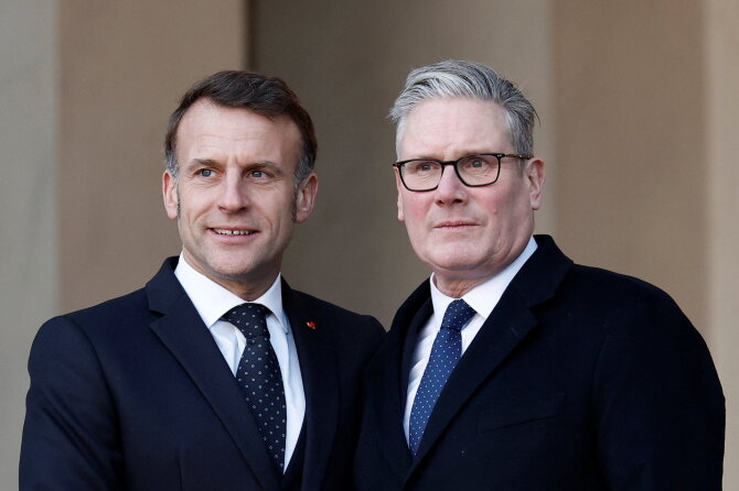 „Reuters“/„Scanpix“/Emmanuelis Macronas, Keiras Starmeris