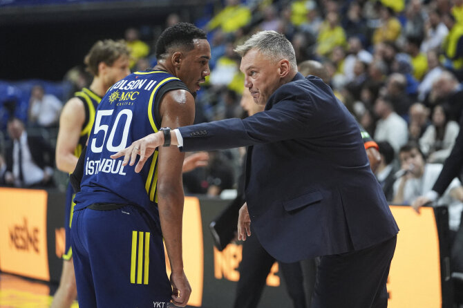 Vida Press nuotr./Bonzie Colsonas, Šarūnas Jasikevičius