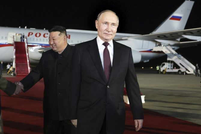 „AP“/„Scanpix“/Rusijos prezidentas Vladimiras Putinas Šiaurės Korėjoje