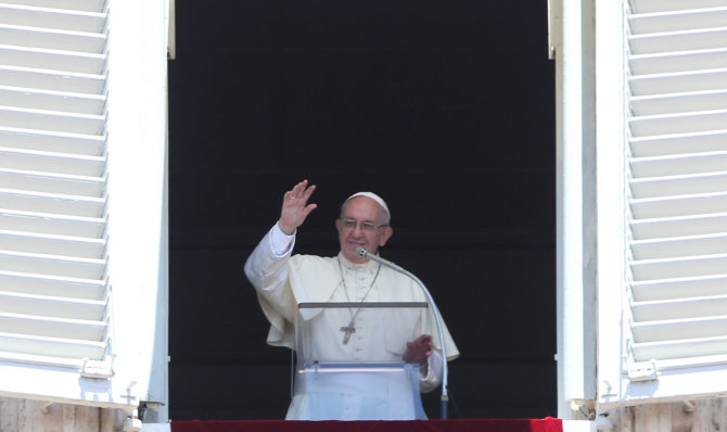 „Reuters“/„Scanpix“ nuotr./Popiežius Pranciškus paragino aktyviau kovoti su prekyba žmonėmis