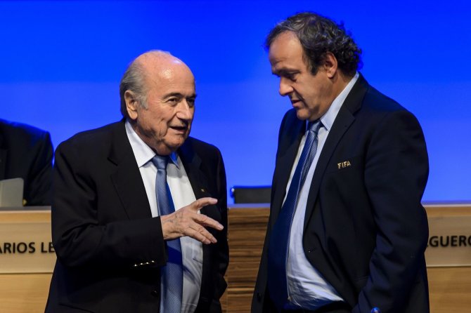 AFP/„Scanpix“ nuotr./Seppas Blatteris ir Michelis Platini