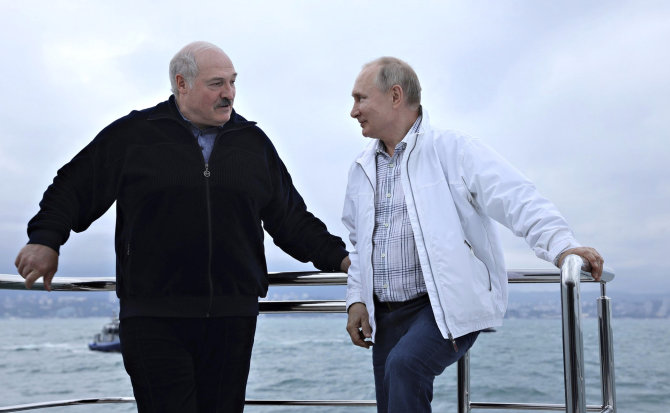 „Zuma Press“/„Scanpix“ nuotr./A.Lukašenka ir V.Putinas